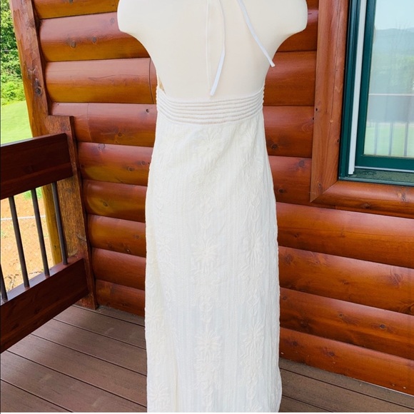 Dolce Vita Maxi White Halter Dress with Embroidery - Picture 5 of 6